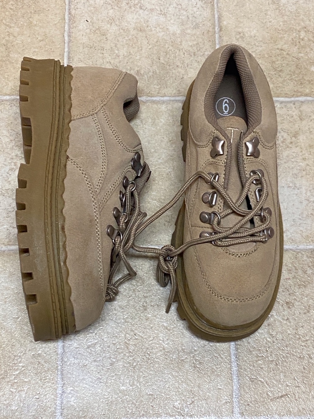 Top Tan Platform Lug Sole Lace-Up Sneakers